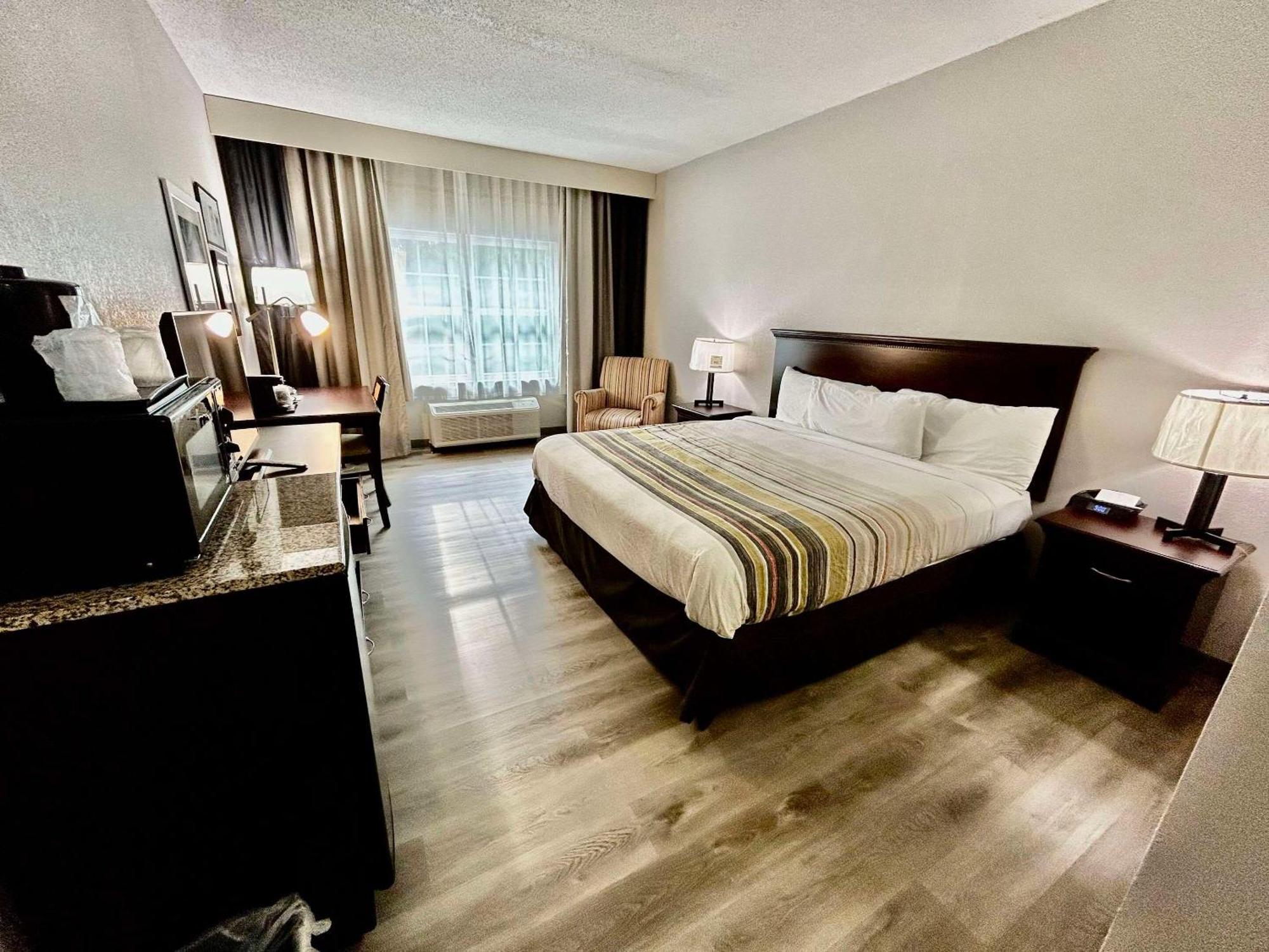 Country Inn & Suites By Radisson, Columbus, Ga Kültér fotó